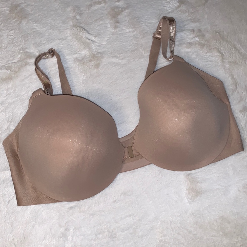 38C Warners front close lightly lined bra